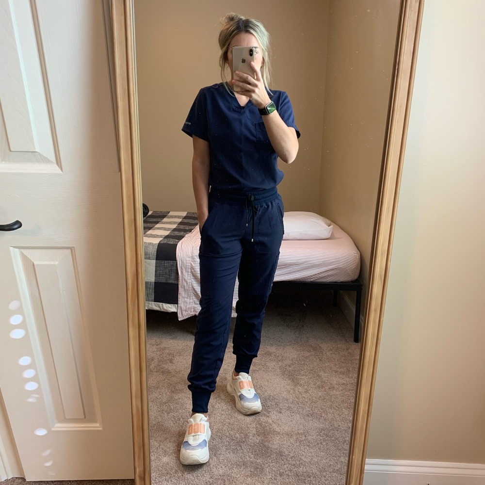 Spandex Stretch by Grey’s Anatomy Scrub Set